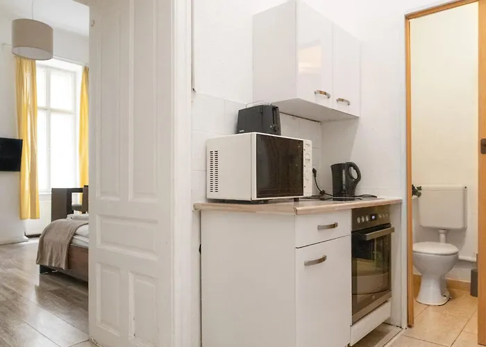 Shiny & Comfy 1br Ideal For Long Vienna