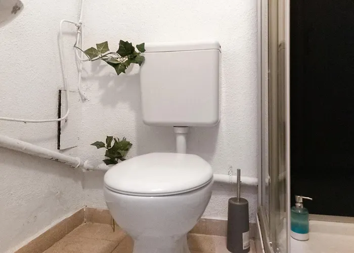 Shiny & Comfy 1br Ideal For Long * Vienna