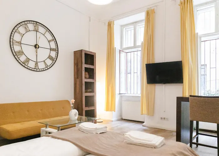 Shiny & Comfy 1br Ideal For Long
